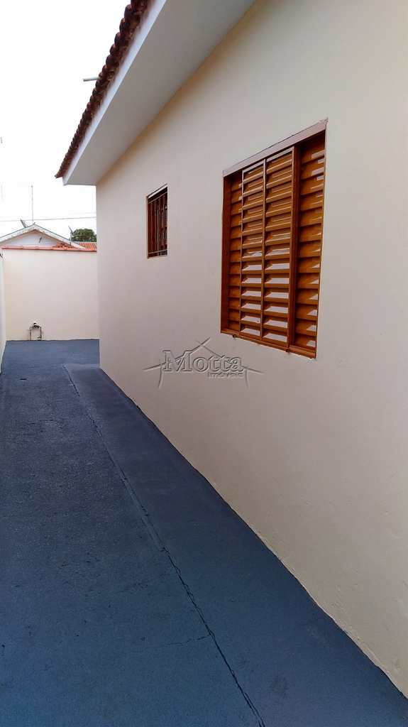 Casa em Cravinhos, no bairro Jardim Alvorada