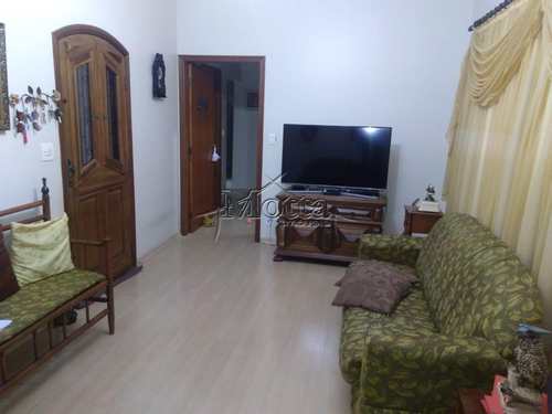 Casa, código 220 em Cravinhos, bairro Centro
