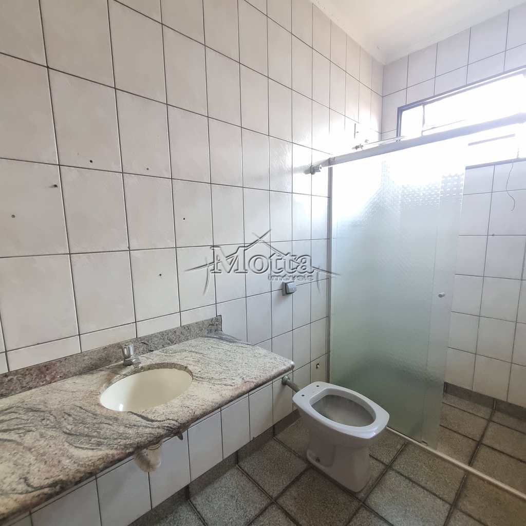 Casa em Cravinhos, no bairro Vila Cláudia