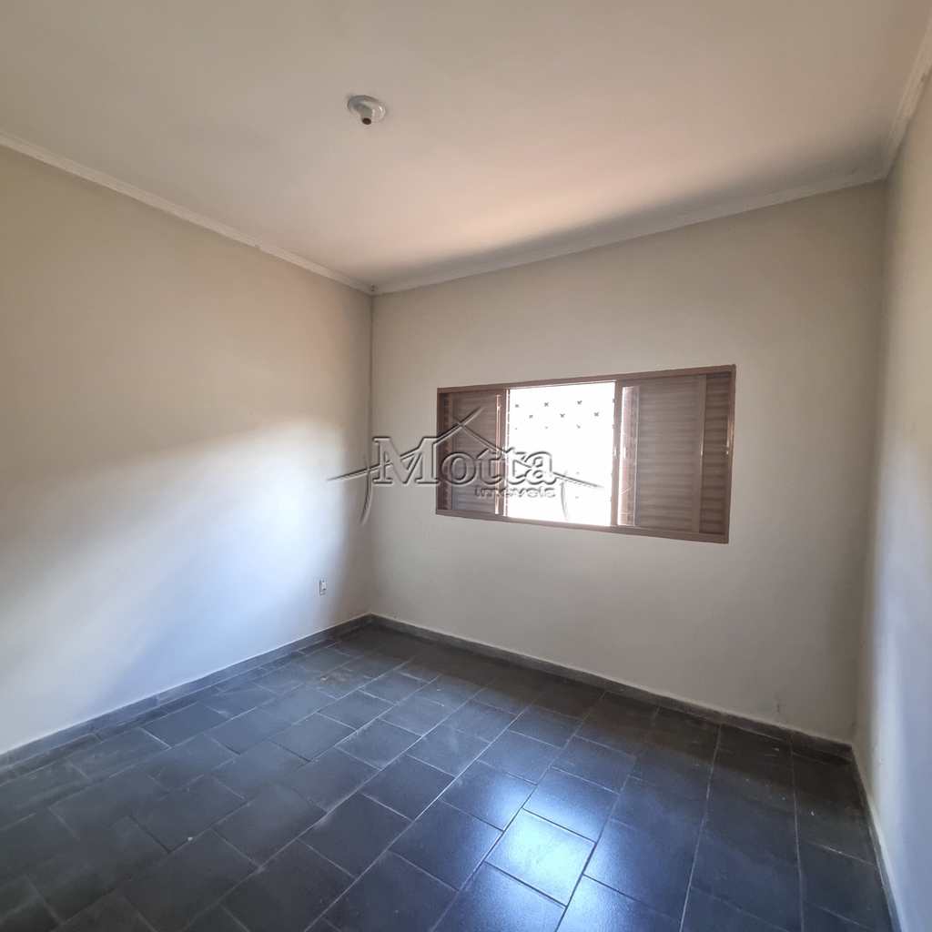Casa em Cravinhos, no bairro Vila Cláudia