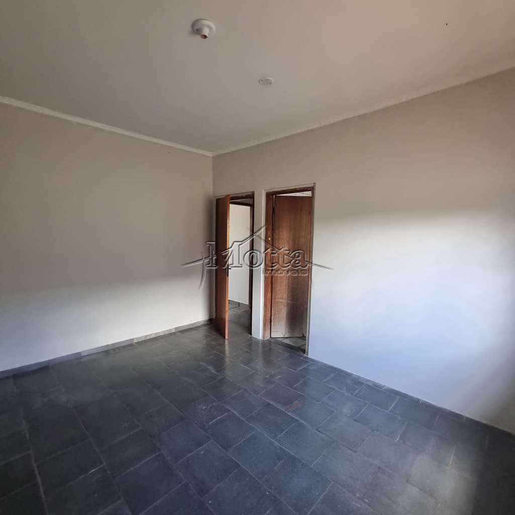 Casa em Cravinhos, no bairro Vila Cláudia