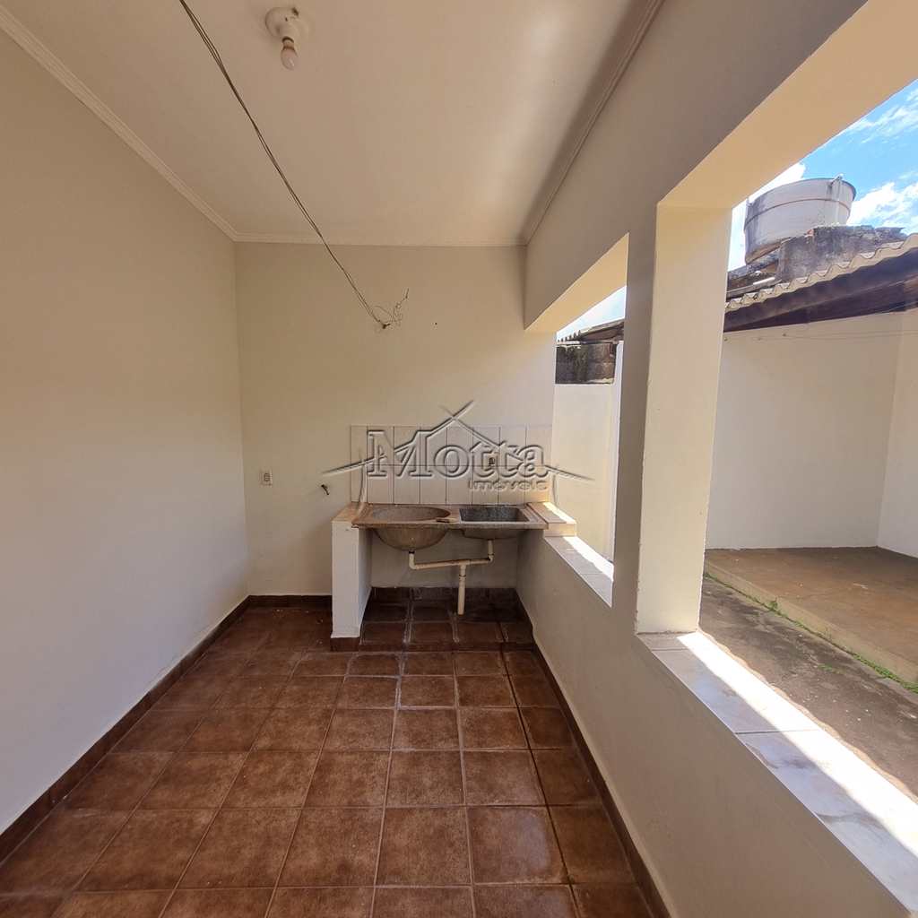 Casa em Cravinhos, no bairro Vila Cláudia