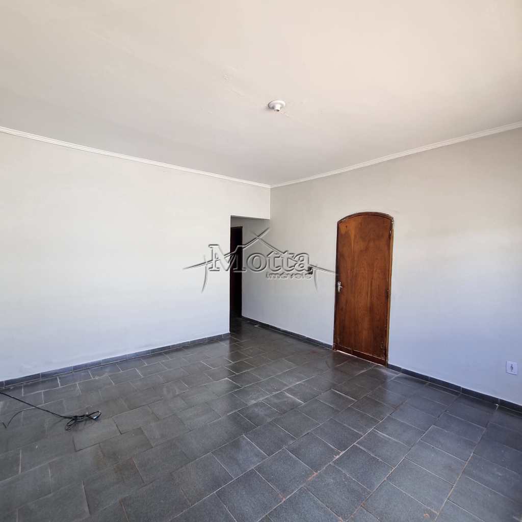 Casa em Cravinhos, no bairro Vila Cláudia