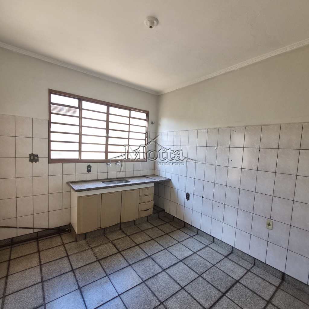 Casa em Cravinhos, no bairro Vila Cláudia
