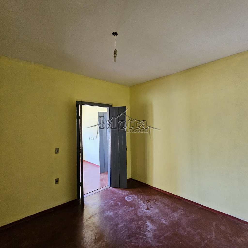 Casa em Cravinhos, no bairro Centro