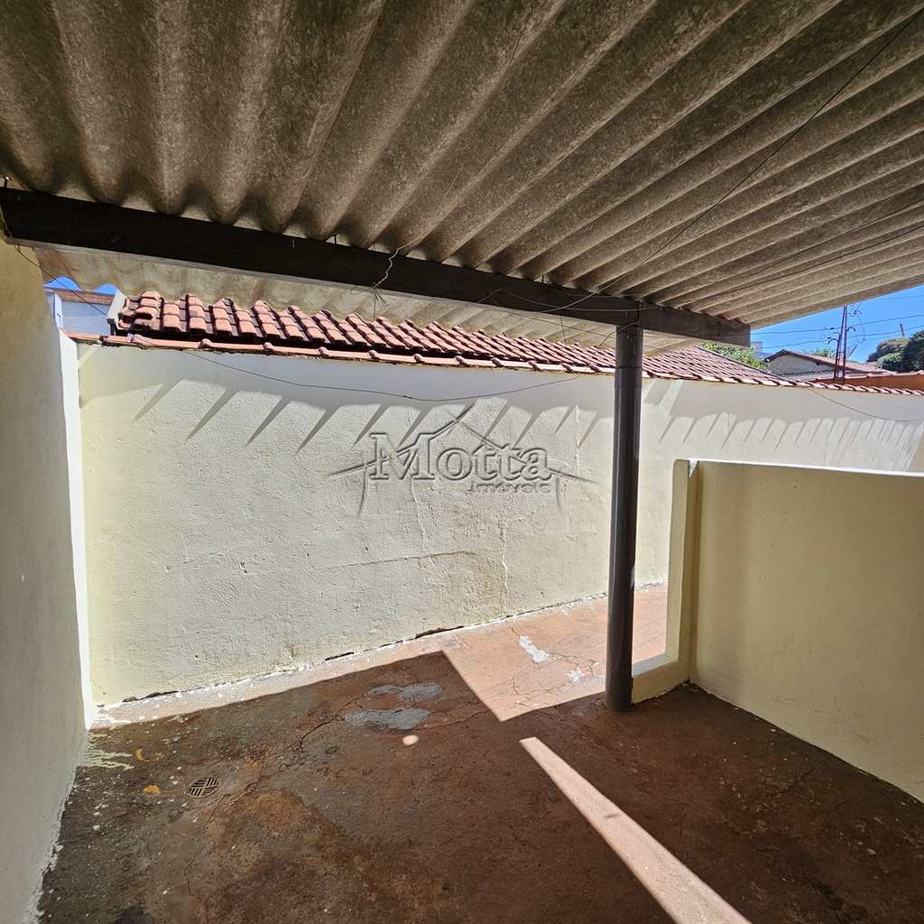 Casa em Cravinhos, no bairro Centro