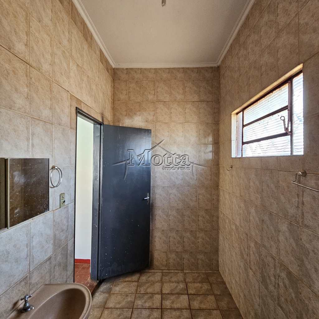 Casa em Cravinhos, no bairro Centro