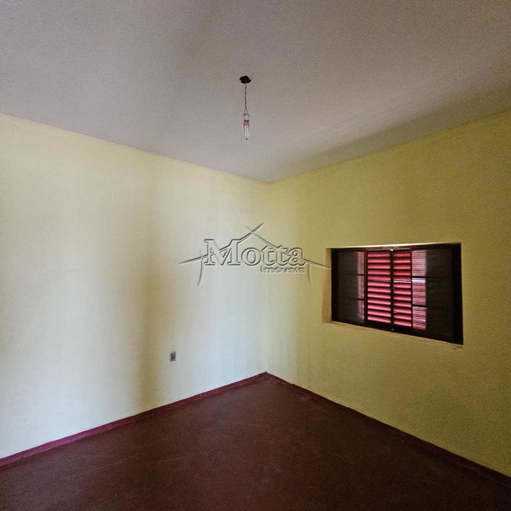 Casa em Cravinhos, no bairro Centro