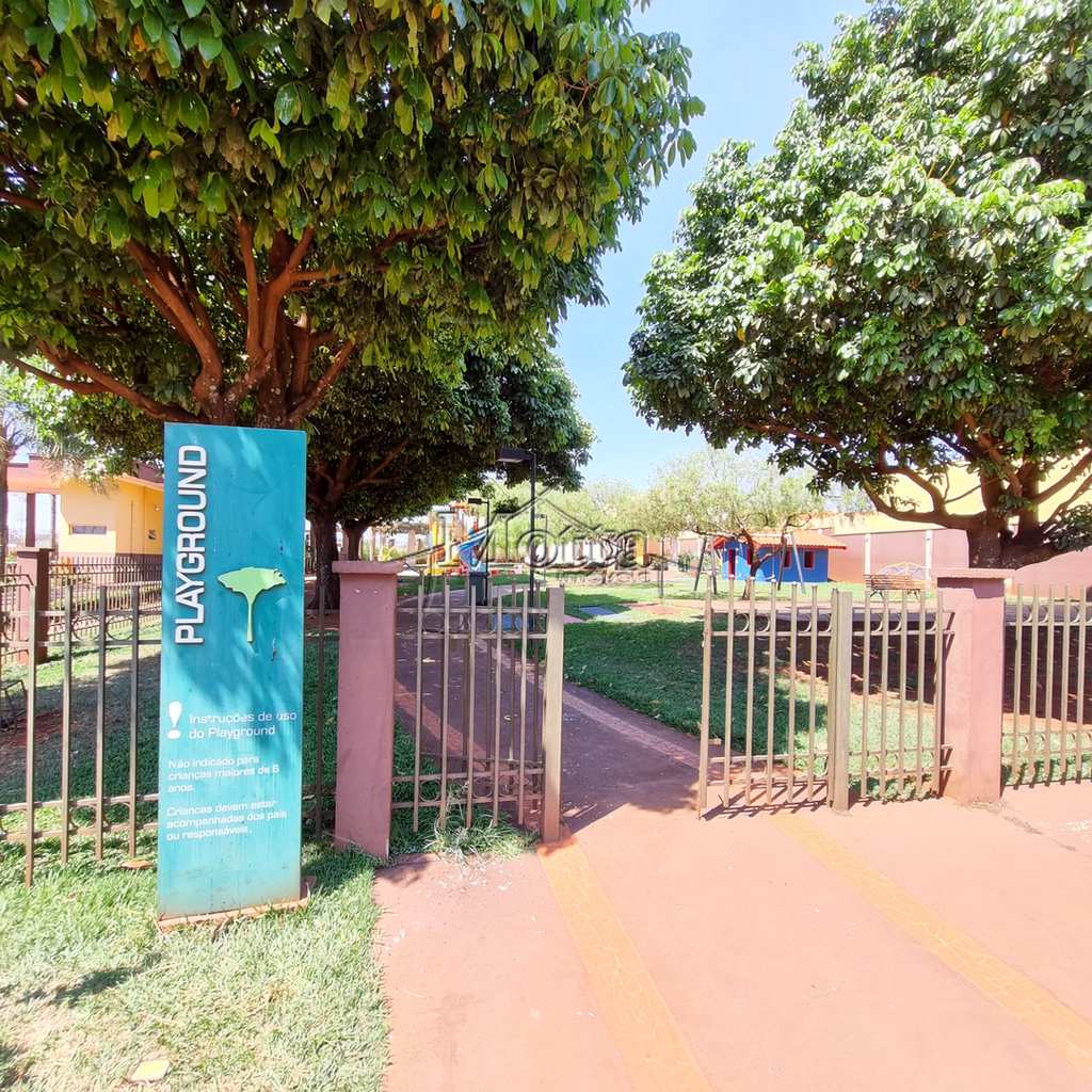 Terreno de Condomínio em Cravinhos, no bairro Ana Carolina