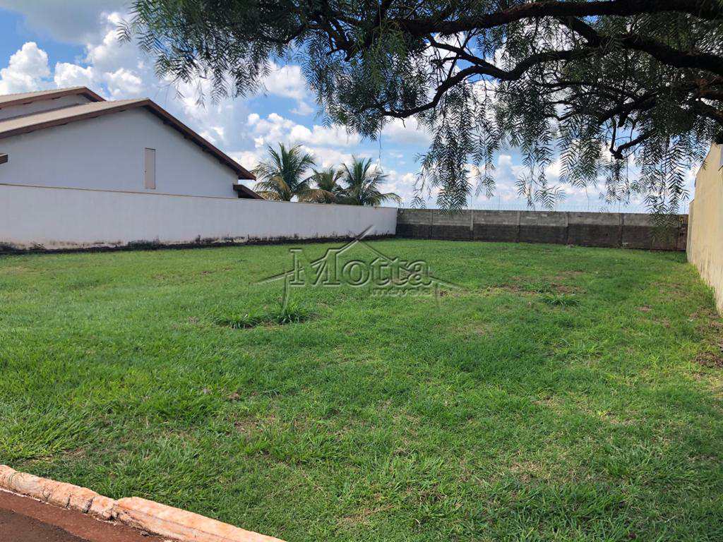 Terreno de Condomínio em Cravinhos, no bairro Ana Carolina