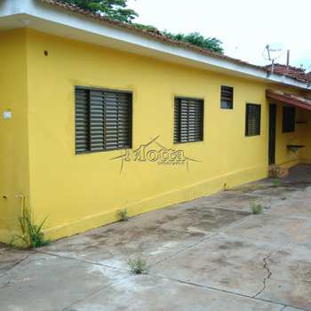 Casa em Cravinhos, bairro Vila Viega