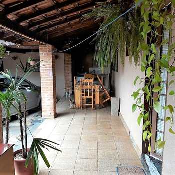 Casa em Cravinhos, bairro Bela Vista