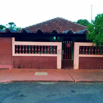 Casa em Cravinhos, bairro Bela Vista
