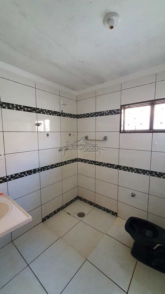 Casa em Cravinhos, no bairro Vila Cláudia