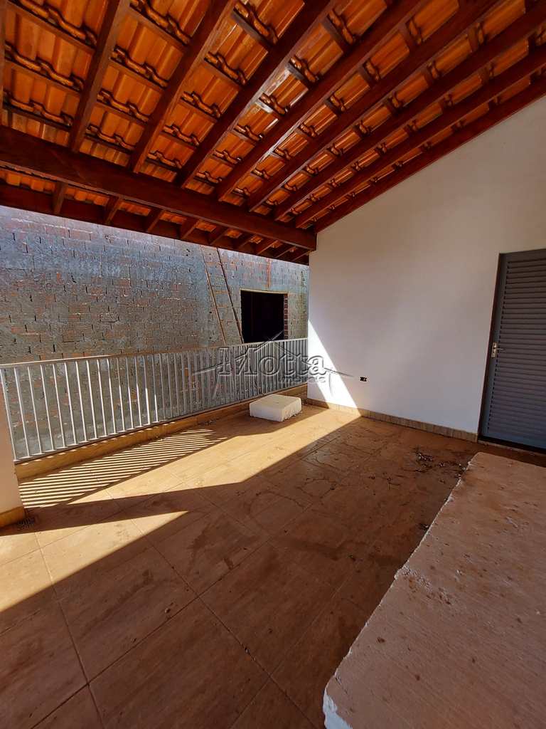 Casa em Cravinhos, no bairro Jardim das Acácias