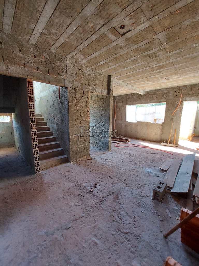 Casa em Cravinhos, no bairro Jardim das Acácias