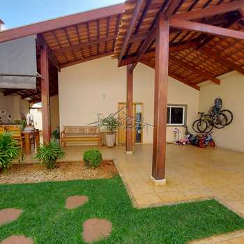 Casa em Cravinhos, bairro Jardim das Acácias