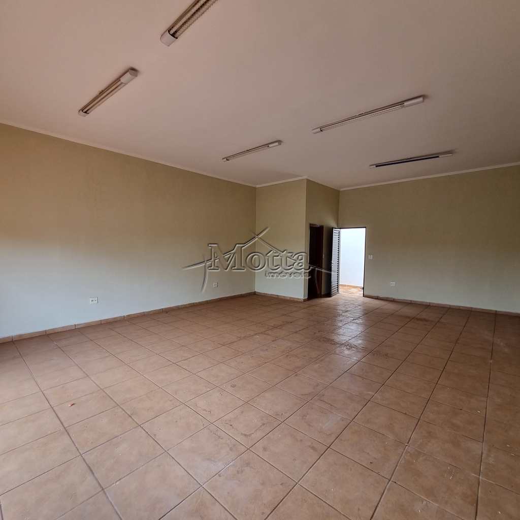 Sala Comercial em Cravinhos, no bairro Francisco Castilho