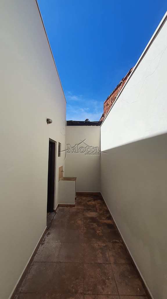 Sala Comercial em Cravinhos, no bairro Francisco Castilho