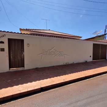Casa em Cravinhos, bairro Vila Pio XII