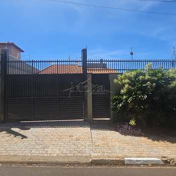 Casa em Cravinhos, bairro Jardim das Acácias