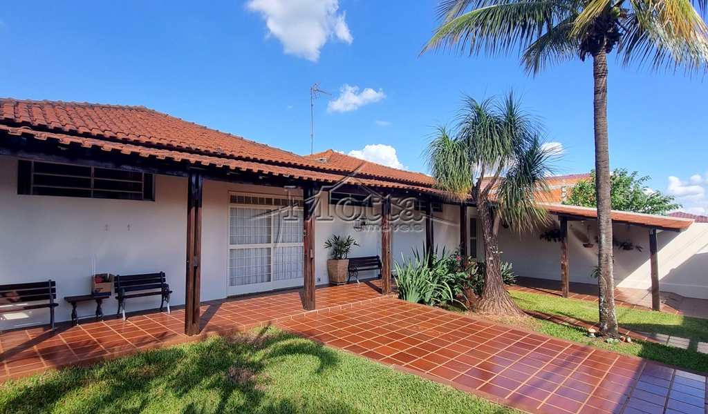 Casa em Cravinhos, bairro Jardim das Acácias