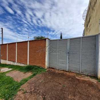 Terreno em Cravinhos, bairro Jardim das Acácias