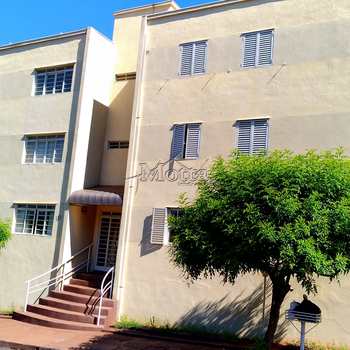 Casa em Cravinhos, bairro Centro