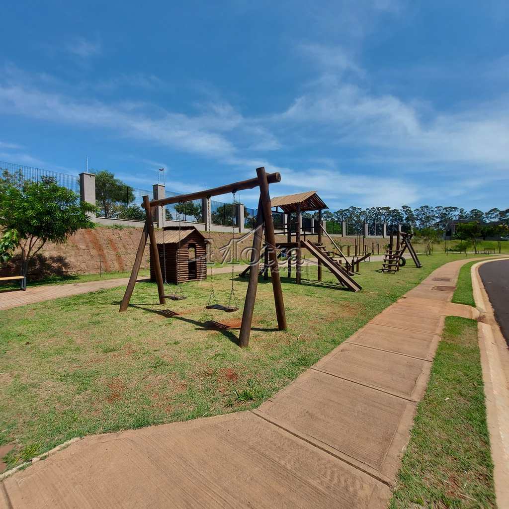 Terreno de Condomínio em Cravinhos, no bairro Alto da Boa Vista