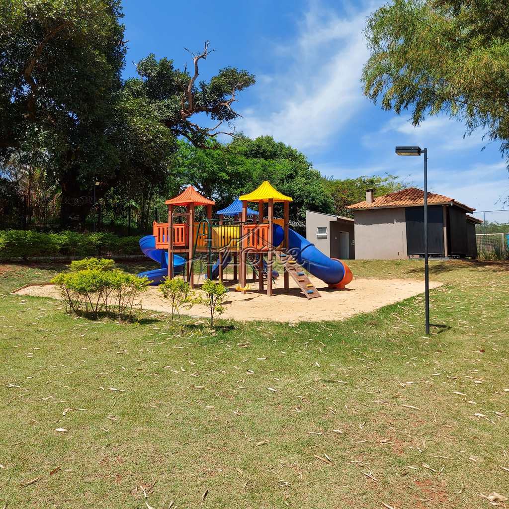 Terreno de Condomínio em Cravinhos, no bairro Alto da Boa Vista