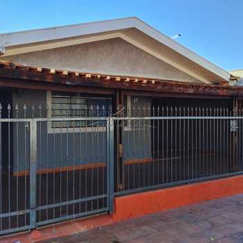 Casa em Cravinhos, bairro Bela Vista