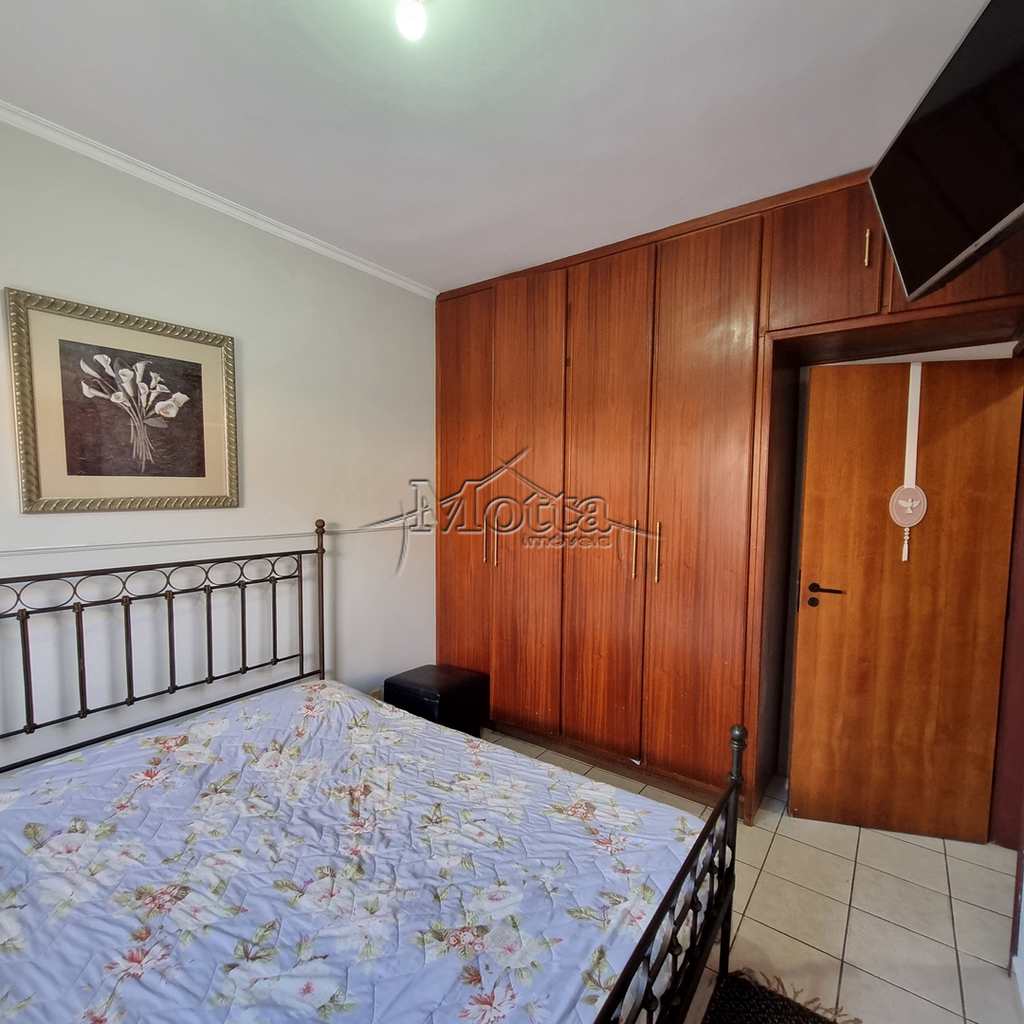 Casa em Cravinhos, no bairro Jardim das Acácias