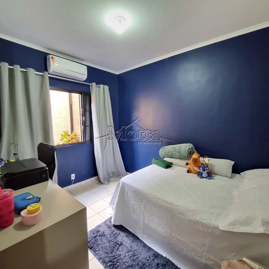 Casa em Cravinhos, no bairro Jardim das Acácias