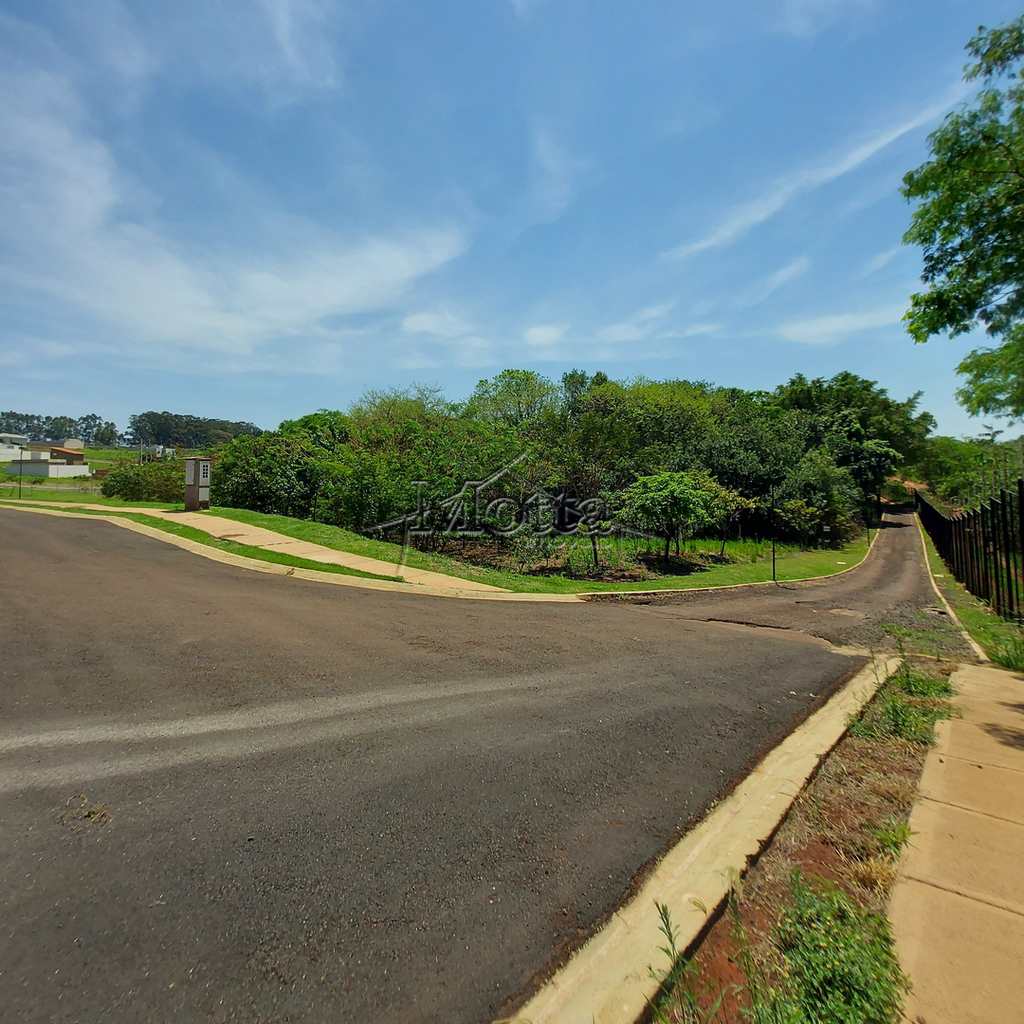 Terreno de Condomínio em Cravinhos, no bairro Alto da Boa Vista