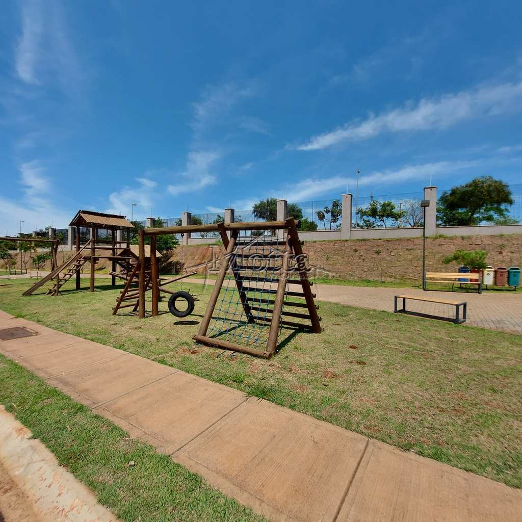 Terreno de Condomínio em Cravinhos, no bairro Alto da Boa Vista