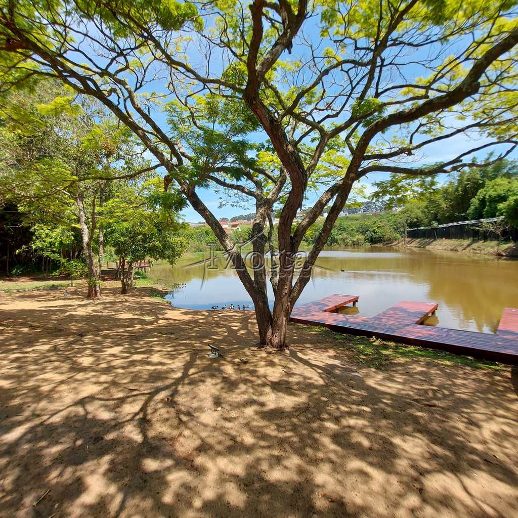 Terreno de Condomínio em Cravinhos, no bairro Alto da Boa Vista