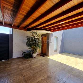 Casa em Cravinhos, bairro Jardim Santa Cruz