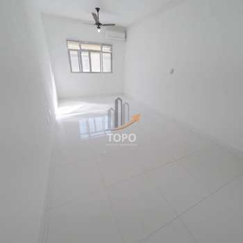 Kitnet em Praia Grande, bairro Canto do Forte