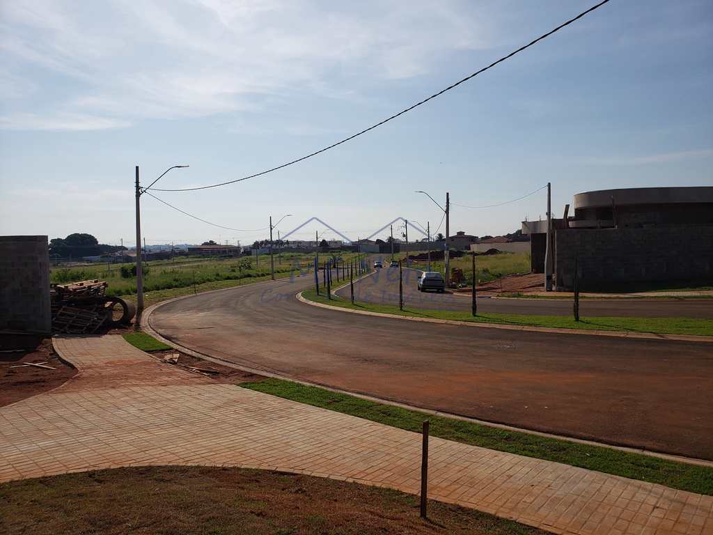 condomínio em Pirassununga, bairro Centro