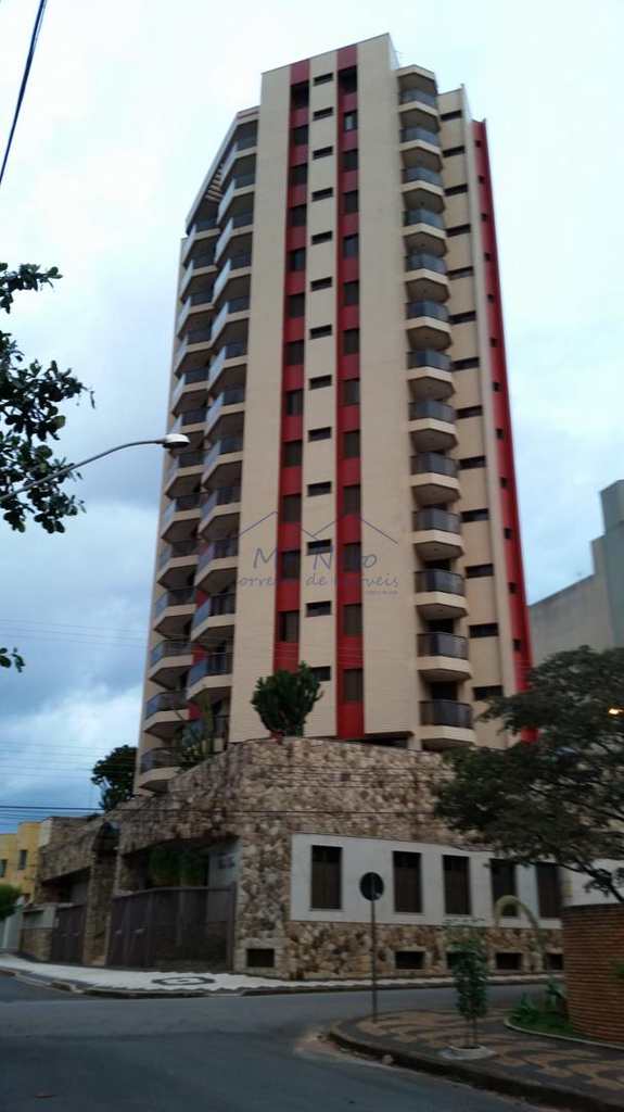 condomínio em Pirassununga, bairro Centro