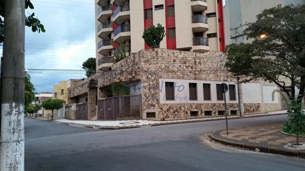 condomínio em Pirassununga, bairro Centro