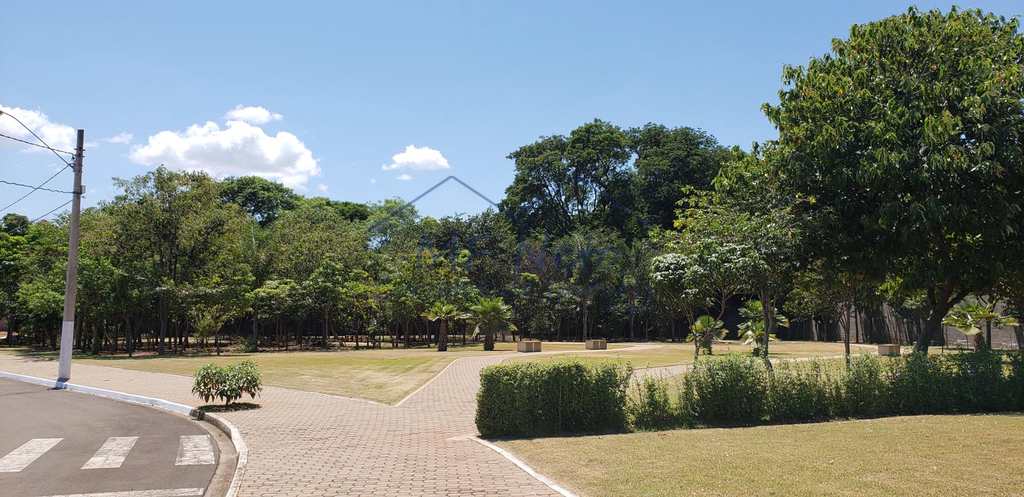 condomínio em Pirassununga, bairro Jardim Primavera