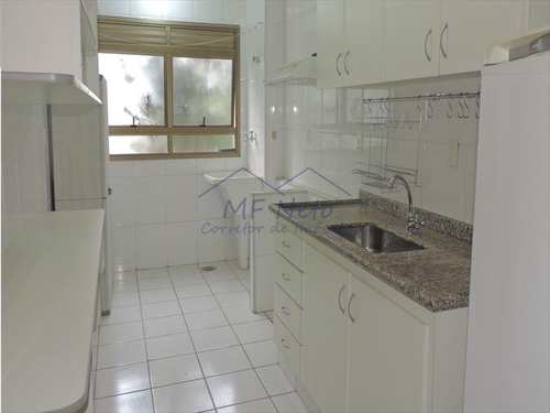 Apartamento, código 10127200 em Pirassununga, bairro Jardim Carlos Gomes