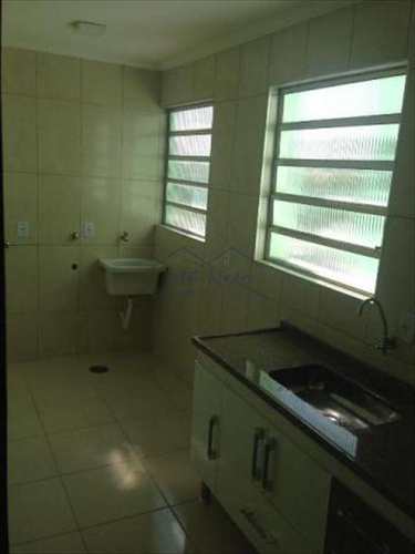 Apartamento, código 97500 em Pirassununga, bairro Vila Paulista