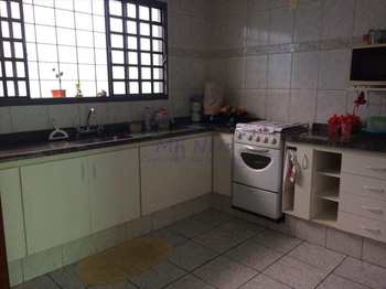 Casa, código 101 em Pirassununga, bairro Rosário