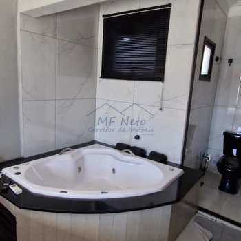 Sobrado em Pirassununga, bairro Jardim Kamel