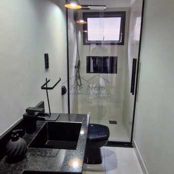 Sobrado em Pirassununga, bairro Jardim Kamel