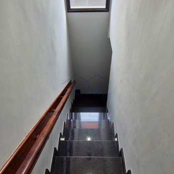 Sobrado em Pirassununga, bairro Jardim Kamel
