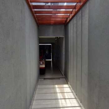 Sobrado em Pirassununga, bairro Jardim Kamel