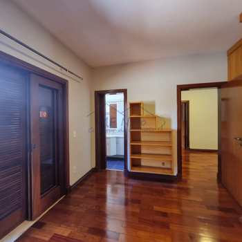 Casa de Condomínio em Pirassununga, bairro Cidade Jardim